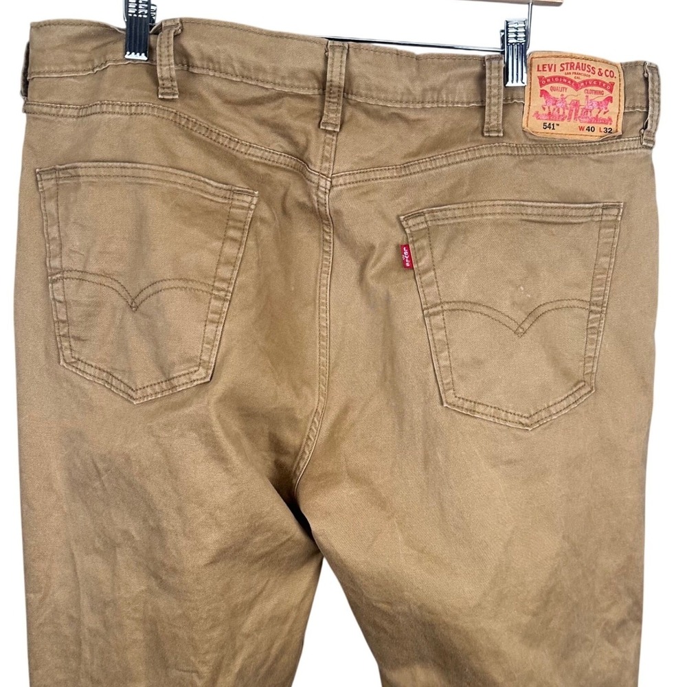 Levis 541 Athletic Taper Pants Mens 40x32 British Khaki Tan Chino Jeans - Picture 2 of 8